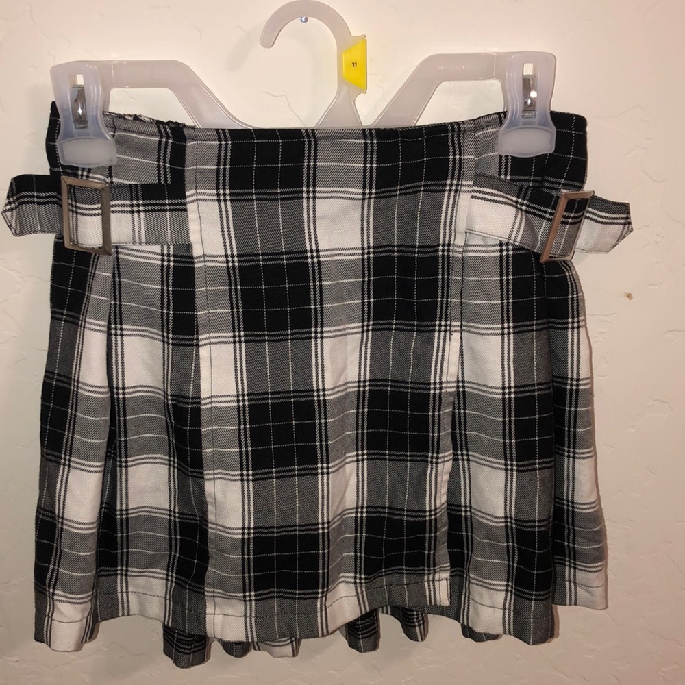 I am selling a justice brand skirt that is plaid